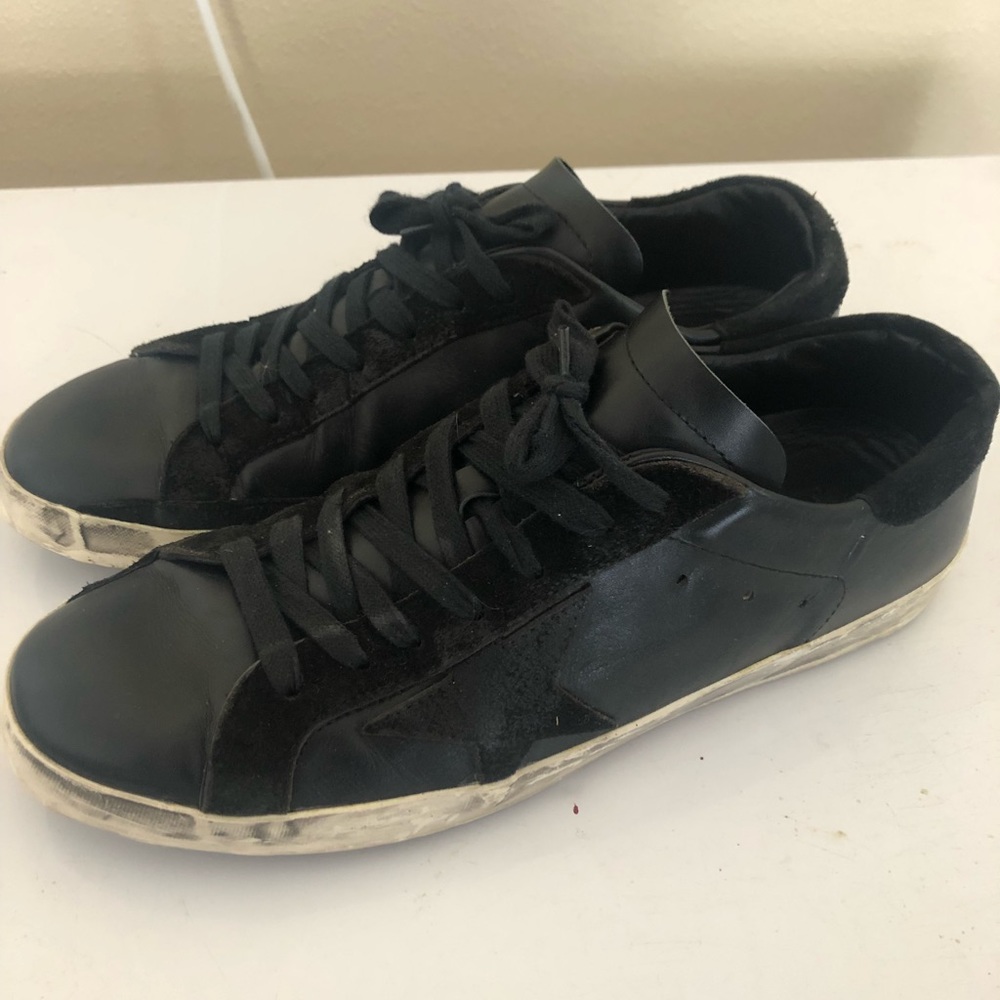 GOLDEN GOOSE